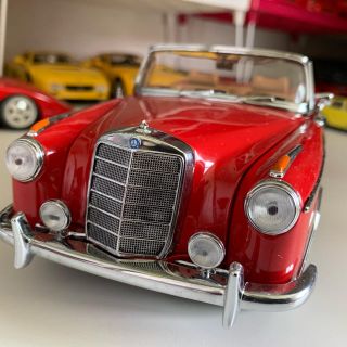 サンスター(SUNSTAR)のメルセデスベンツ Mercedes Benz 1/18 Sunstar(ミニカー)