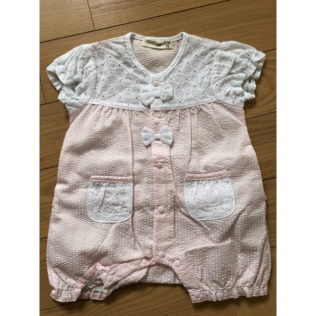 BeBe(ベベ)の新品　ロンパース　リボン　フリル BEBE キッズ/ベビー/マタニティのベビー服(~85cm)(ロンパース)の商品写真