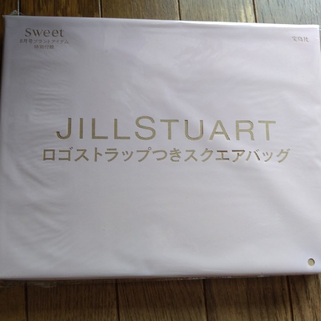 JILLSTUART(ジルスチュアート)の【minami73さま専用】sweet6月号付録 レディースのファッション小物(ポーチ)の商品写真