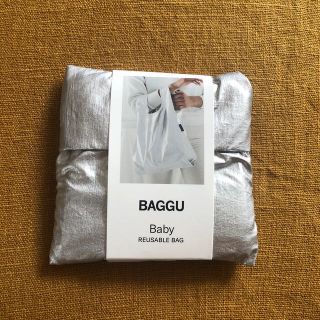 ドゥーズィエムクラス(DEUXIEME CLASSE)の BAGGU ベビー　メタリック　シルバー　新品(エコバッグ)