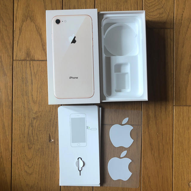 iPhone(アイフォーン)のiPhone8 空箱 リリースピン ステッカー付き スマホ/家電/カメラのスマートフォン/携帯電話(その他)の商品写真