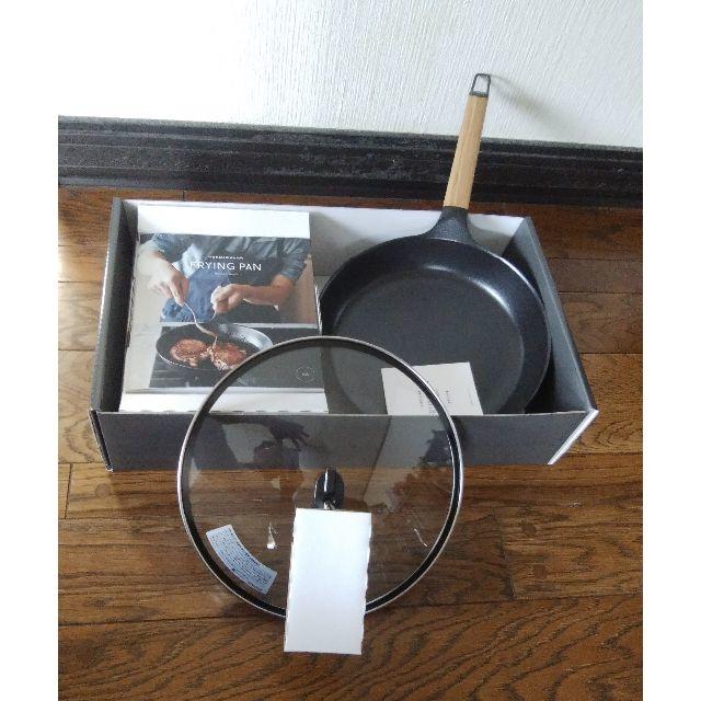 バーミキュラ ホーロー フライパン 26cm ハンドルＯＡＫ材 蓋付き 鍋/フライパン
