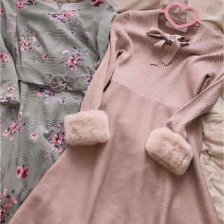 トッコ(tocco)の袖ファー✖️ボウタイリボンニットワンピース(ひざ丈ワンピース)