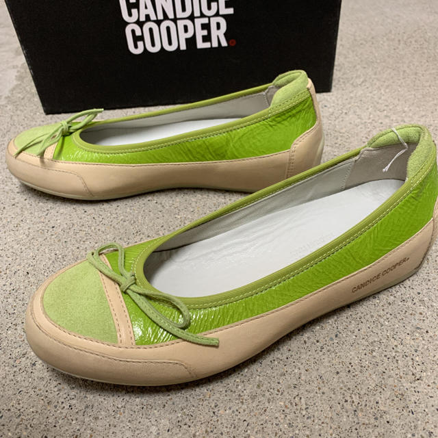 イタリア製　レザーパンプス　CANDICE COOPER グリーン　36 レディースの靴/シューズ(ローファー/革靴)の商品写真