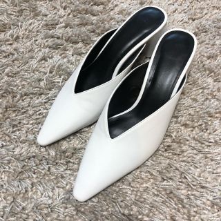 ザラ(ZARA)のZARA シューズ(ハイヒール/パンプス)