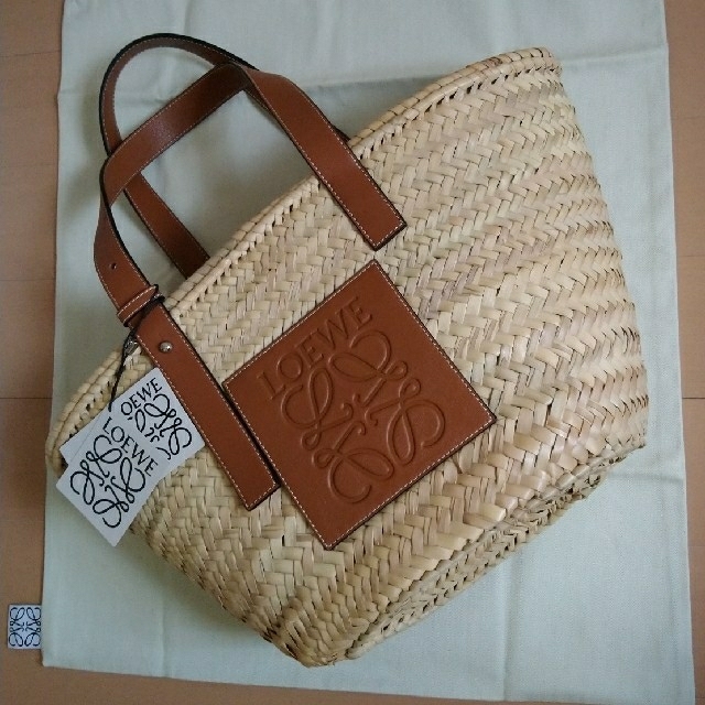 本命ギフト - LOEWE ☆CUORE☆ロエベ M ラフィアかごバッグ かごバッグ