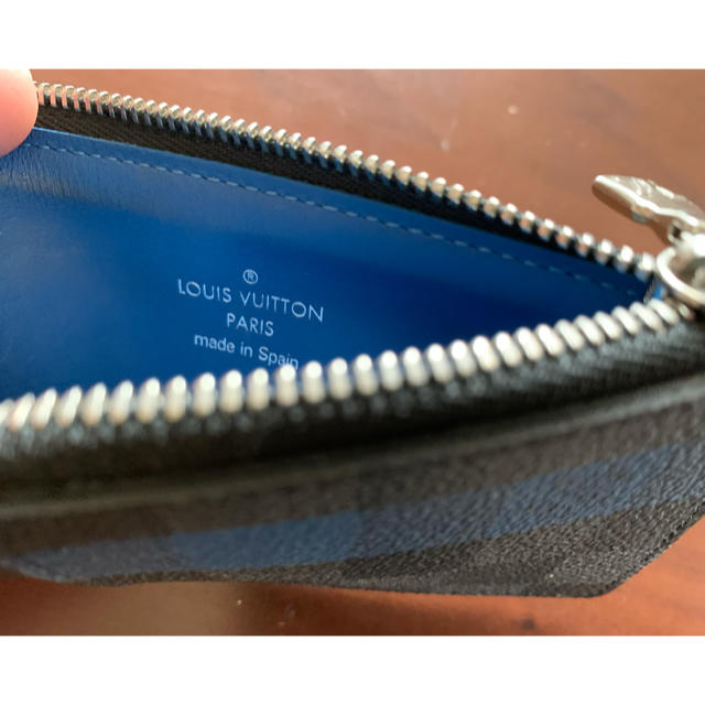 LOUIS VUITTON(ルイヴィトン)のルイヴィトン　iPhoneケース　ストラップ　コインケース メンズのファッション小物(コインケース/小銭入れ)の商品写真