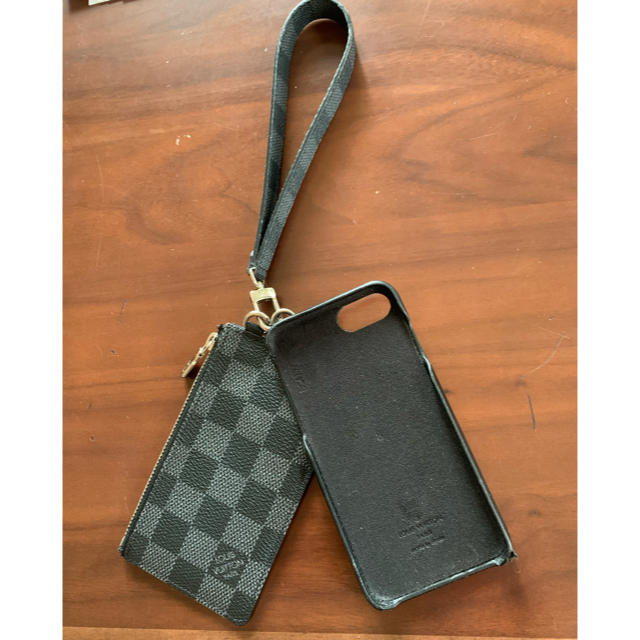 LOUIS VUITTON(ルイヴィトン)のルイヴィトン　iPhoneケース　ストラップ　コインケース メンズのファッション小物(コインケース/小銭入れ)の商品写真