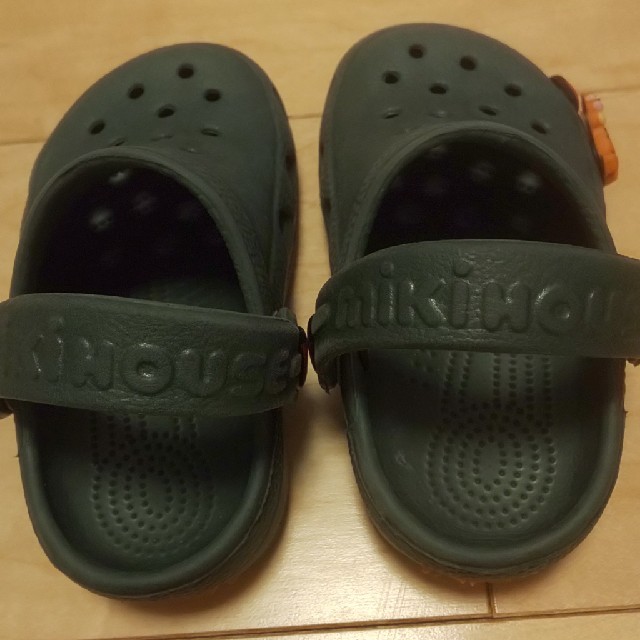 crocs(クロックス)のクロックス×MIKI HOUSE サンダル キッズ/ベビー/マタニティのベビー靴/シューズ(~14cm)(サンダル)の商品写真