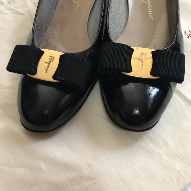 Salvatore Ferragamo(サルヴァトーレフェラガモ)のおもちさま専用 レディースの靴/シューズ(ハイヒール/パンプス)の商品写真