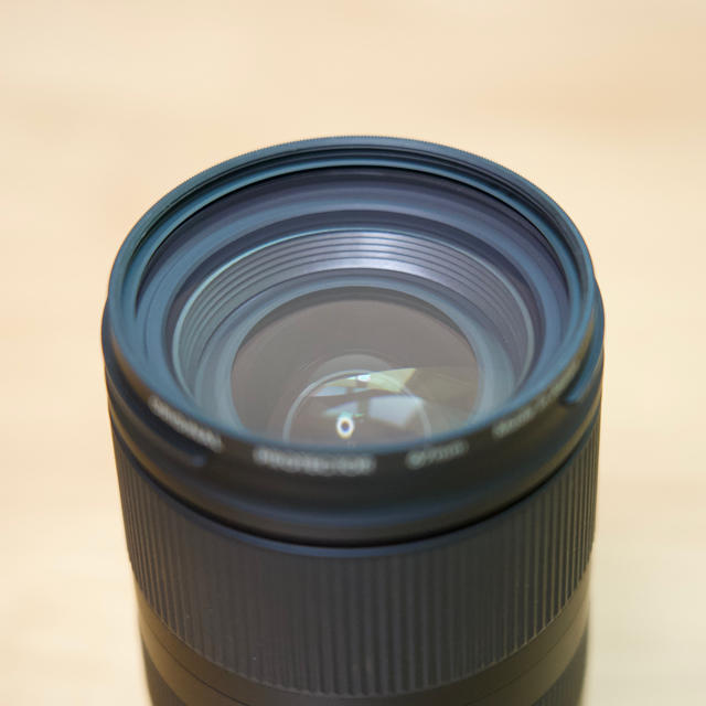 TAMRON 28-75mm F/2.8 Di Ⅲ RXD と保護フィルターカメラ