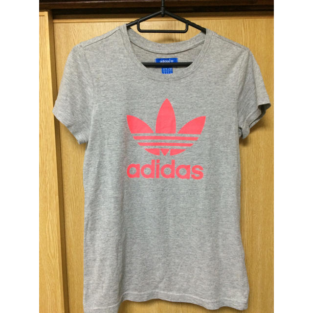 adidas(アディダス)のadidas 半そでTシャツ レディースのトップス(Tシャツ(半袖/袖なし))の商品写真