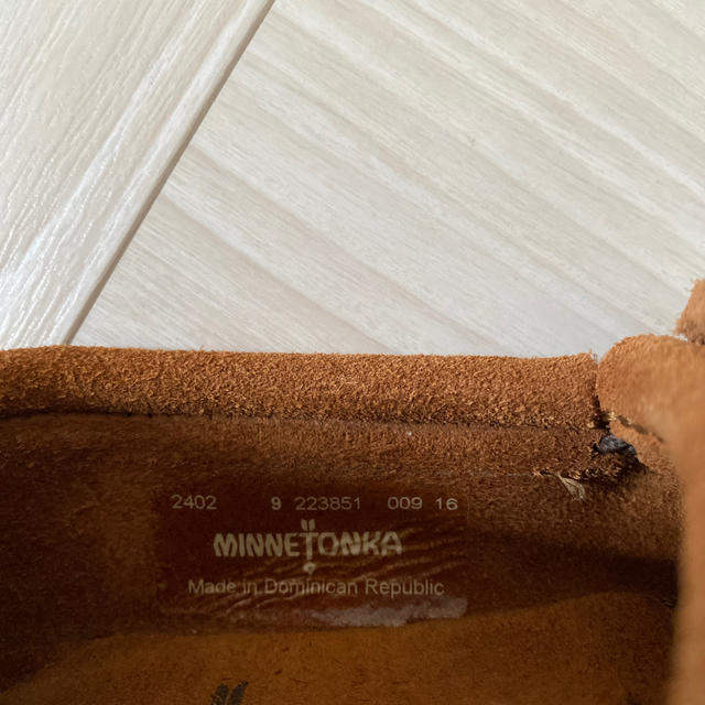 Minnetonka(ミネトンカ)のミネトンカ（キッズ） キッズ/ベビー/マタニティのキッズ靴/シューズ(15cm~)(その他)の商品写真