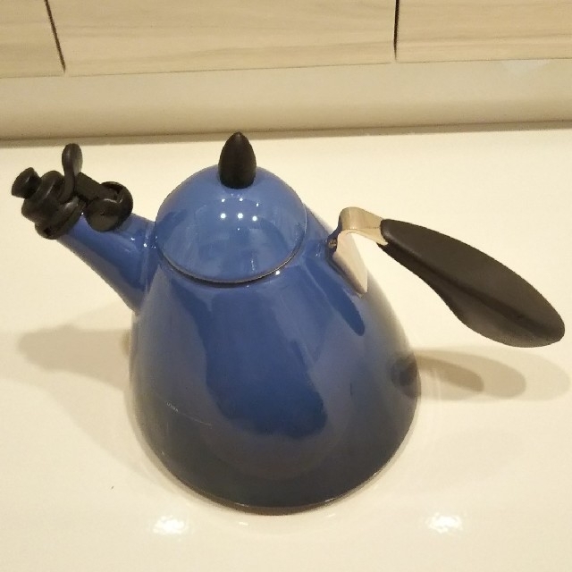 LE CREUSET(ルクルーゼ)のル・クルーゼ ケトル(1.6L)  インテリア/住まい/日用品のキッチン/食器(調理道具/製菓道具)の商品写真