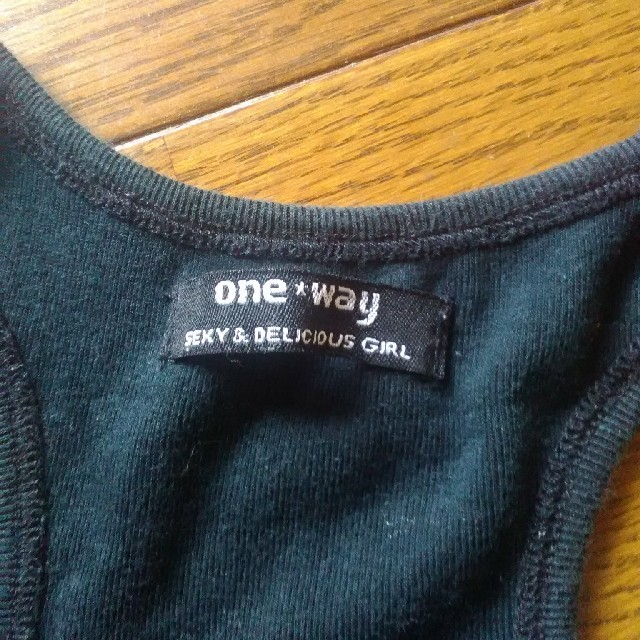 one*way(ワンウェイ)のワンウェイ レディースのトップス(カットソー(半袖/袖なし))の商品写真