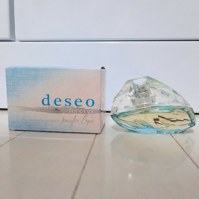 J.Lo(ジェニファーロペス)のJennifer Lopez ジェニファーロペス deseo デセオ 30ml コスメ/美容の香水(香水(女性用))の商品写真