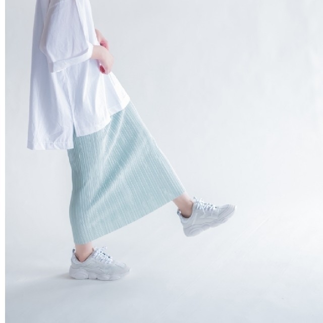 mite　プリーツスカート レディースのスカート(ひざ丈スカート)の商品写真