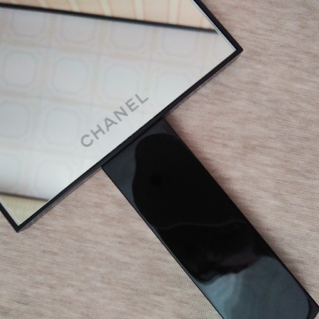 CHANEL(シャネル)の＜Maria様 専用＞シャネル ミラー＜ノベルティ＞ レディースのファッション小物(ミラー)の商品写真