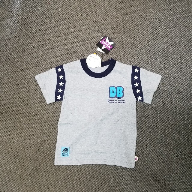 DREAMBABYS(ドリームベイビーズ)の新品☆ドリームベイビーズ☆Tシャツ☆100センチ キッズ/ベビー/マタニティのキッズ服男の子用(90cm~)(Tシャツ/カットソー)の商品写真