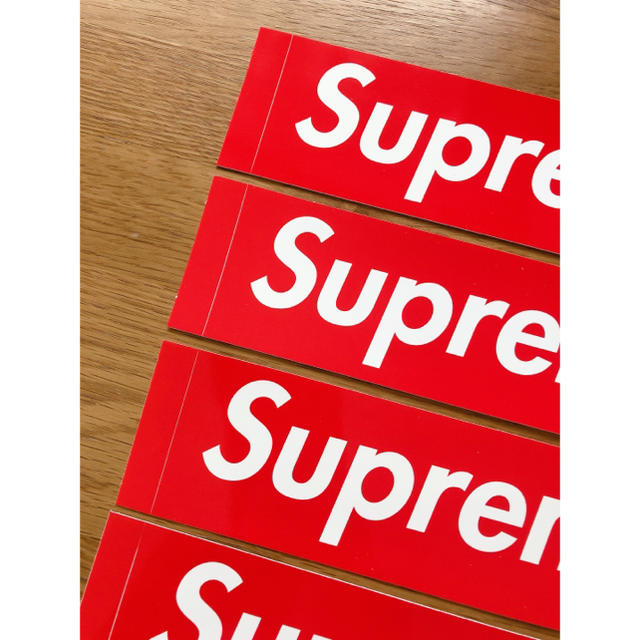 Supreme(シュプリーム)のSupreme BOX logo sticker ロゴステッカー5枚セット 自動車/バイクのバイク(ステッカー)の商品写真