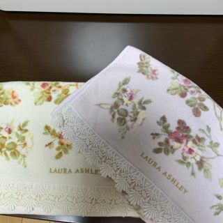 ローラアシュレイ(LAURA ASHLEY)のローラアシュレイ　フェイスタオル　２枚セット　新品(タオル/バス用品)