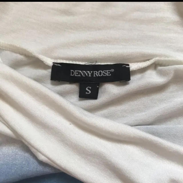 DENNYROSE(デニーローズ)の美品、DENNY ROSE フラミンゴ スパンコール 半袖Tシャツ イタリア レディースのトップス(Tシャツ(半袖/袖なし))の商品写真