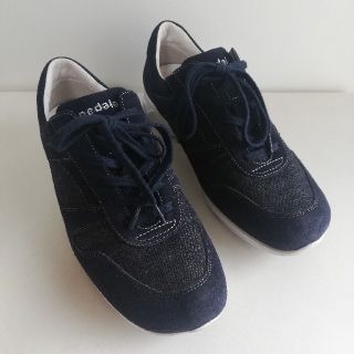 アシックス(asics)の美品!!pedara ペダラ 本革 デニム地 スニーカー 23.5cm (スニーカー)