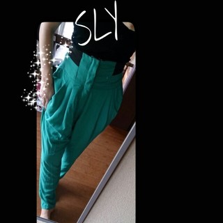 スライ(SLY)の新品☆SLYﾊｲｳｴｽﾄｼﾞｮｯﾊﾟｰｽ(カジュアルパンツ)