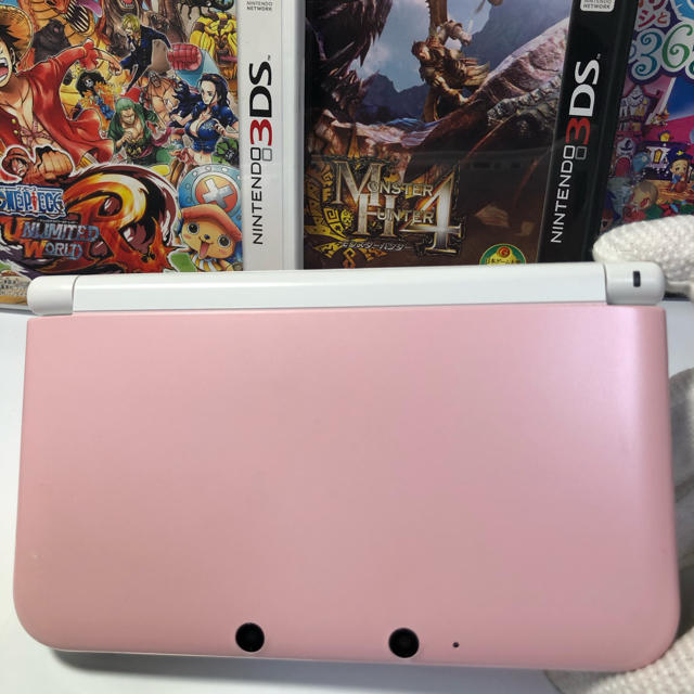 任天堂3DS LL  ソフト7点付き‼︎ ピンク