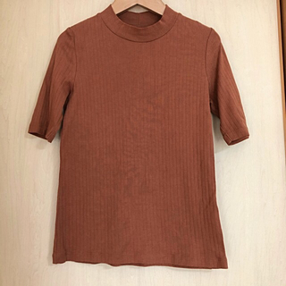 ユニクロ(UNIQLO)のUNIQLO リブハイネックT 5分袖(Tシャツ(半袖/袖なし))
