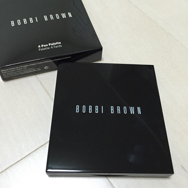 BOBBI BROWN(ボビイブラウン)のボビーブラウン パレット アイシャドウ コスメ/美容のベースメイク/化粧品(アイシャドウ)の商品写真