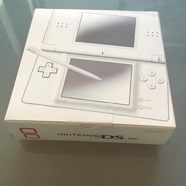 ニンテンドーDS(ニンテンドーDS)のNintendo DS ニンテンド-DS LITE クリスタルホワイト新品未使用 エンタメ/ホビーのゲームソフト/ゲーム機本体(携帯用ゲーム機本体)の商品写真