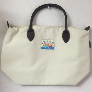 ファミリア(familiar)の【新品】ファミリア クーラーバッグ(その他)