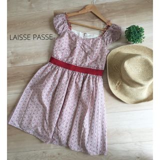 レッセパッセ(LAISSE PASSE)のレッセパッセ  LAISSE PASSE  花柄　ワンピース　美品(ミニワンピース)