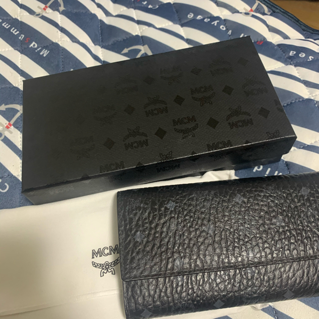 MCM(エムシーエム)のMCM 長財布 黒 メンズのファッション小物(長財布)の商品写真