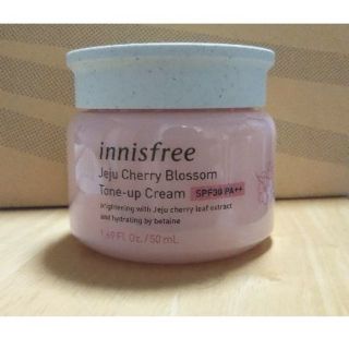 イニスフリー(Innisfree)の箱&ｻﾝﾌﾟﾙ付！InnisfreeﾄｰﾝｱｯﾌﾟｸﾘｰﾑUV(化粧下地)