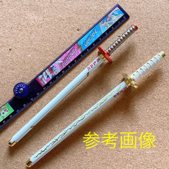 鬼滅の刃　甘露寺セット　日輪刀　アクリルキーホルダー　コレクション　人気　アニメ エンタメ/ホビーのおもちゃ/ぬいぐるみ(キャラクターグッズ)の商品写真