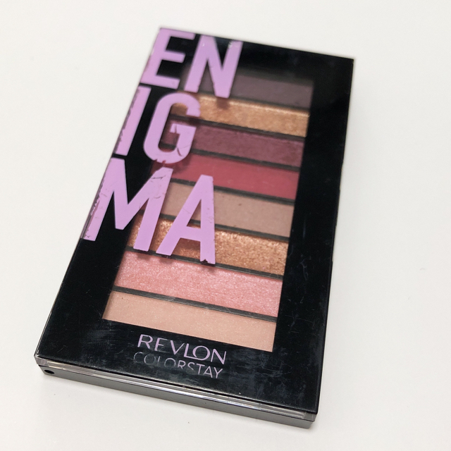 REVLON(レブロン)のレブロン　カラーステイルックスブックパレット　920 ENIGMA コスメ/美容のベースメイク/化粧品(アイシャドウ)の商品写真