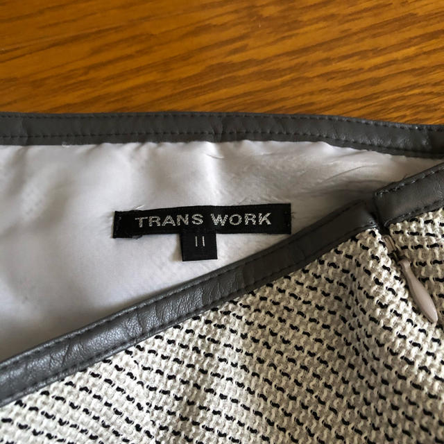 TRANS WORK(トランスワーク)の値下げ！TRANS WORK  トランスワーク　Aラインスカート レディースのスカート(ひざ丈スカート)の商品写真
