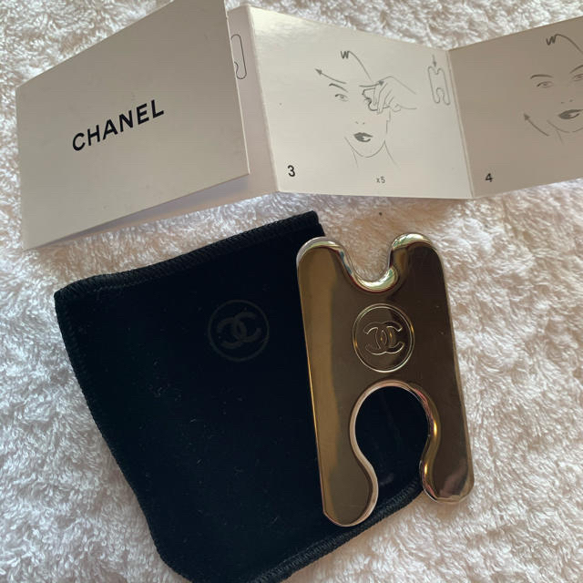 CHANEL(シャネル)のdewdrop様　専用ページ　（６月３０日まで） コスメ/美容のスキンケア/基礎化粧品(フェイスローラー/小物)の商品写真