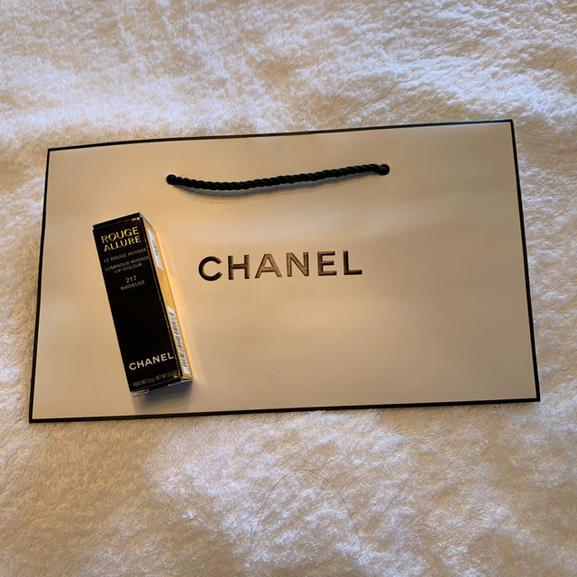 CHANEL(シャネル)の【新品未使用】 CHANEL  217 リップスティック　（口紅） コスメ/美容のベースメイク/化粧品(口紅)の商品写真