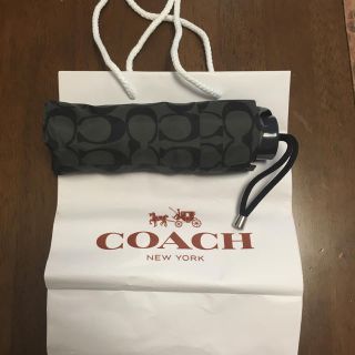 コーチ(COACH)の２回のみ使用♡コーチ 折り畳み傘 軽量(傘)