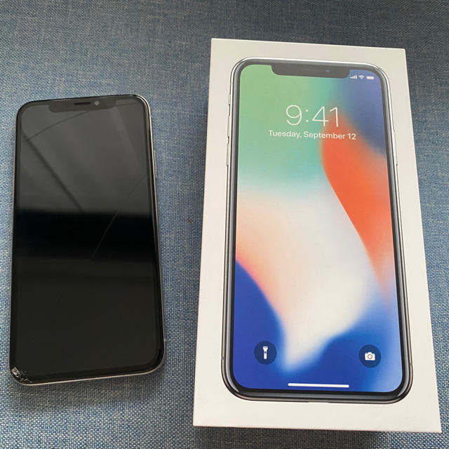 iPhone X Silver  GB docomo ジャンク