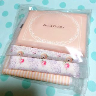 ジルスチュアート(JILLSTUART)のジルスチュアート ビューティー 限定デザインポケットティッシュ 4種セット(日用品/生活雑貨)