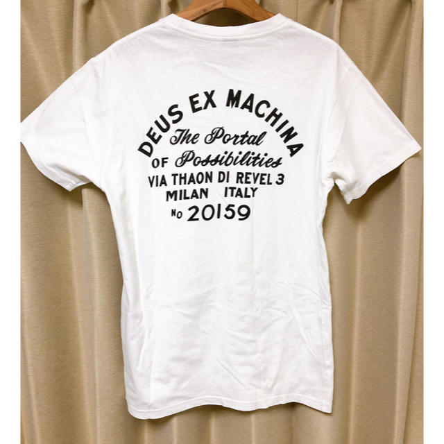 Deus ex Machina(デウスエクスマキナ)のDEUS EX MACHINA ポケット　Tシャツ　白　ホワイト　Sサイズ メンズのトップス(Tシャツ/カットソー(半袖/袖なし))の商品写真