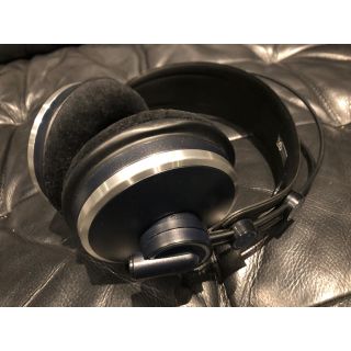 AKG モニターヘッドホン　M 271 MK II(ヘッドフォン/イヤフォン)