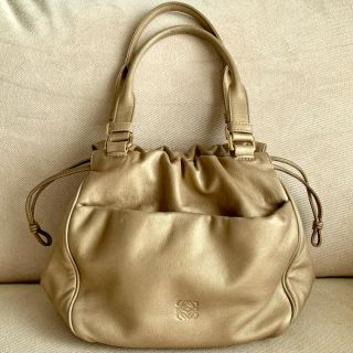 ロエベ(LOEWE)のロエベ LOEWE ゴールド ハンドバッグ トートバッグ(ハンドバッグ)