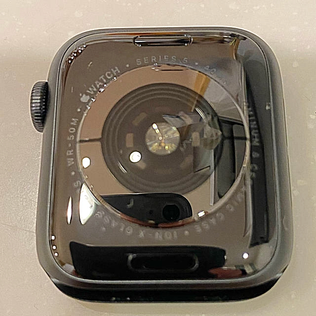 Apple アルミニウムケース 40mm GPSモデルの通販 by ニック7464's shop｜アップルウォッチならラクマ Watch - アップルウォッチ5 スペースグレー セール