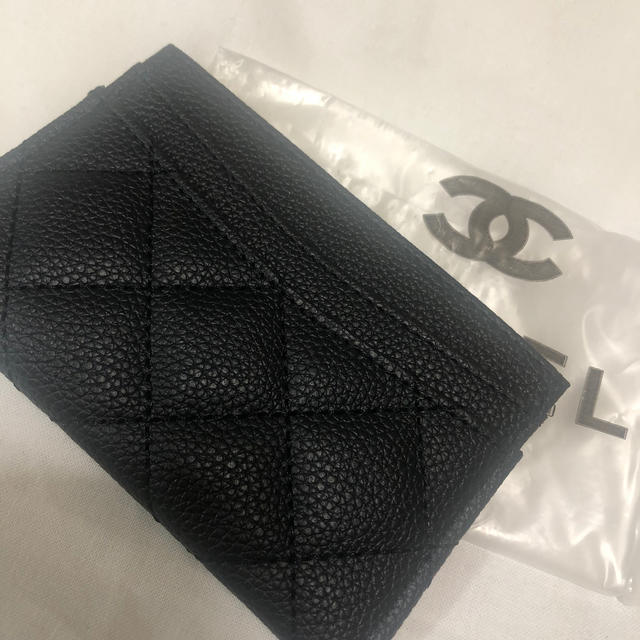 CHANEL(シャネル)のCHANELカードケース レディースのファッション小物(名刺入れ/定期入れ)の商品写真