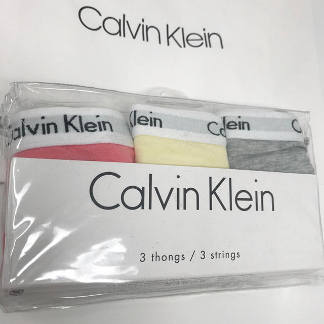 Calvin Klein(カルバンクライン)の3枚⭐︎Calvin Klein☆XS Sカルバンクライン⭐︎ソング ショーツ　 レディースの下着/アンダーウェア(ショーツ)の商品写真